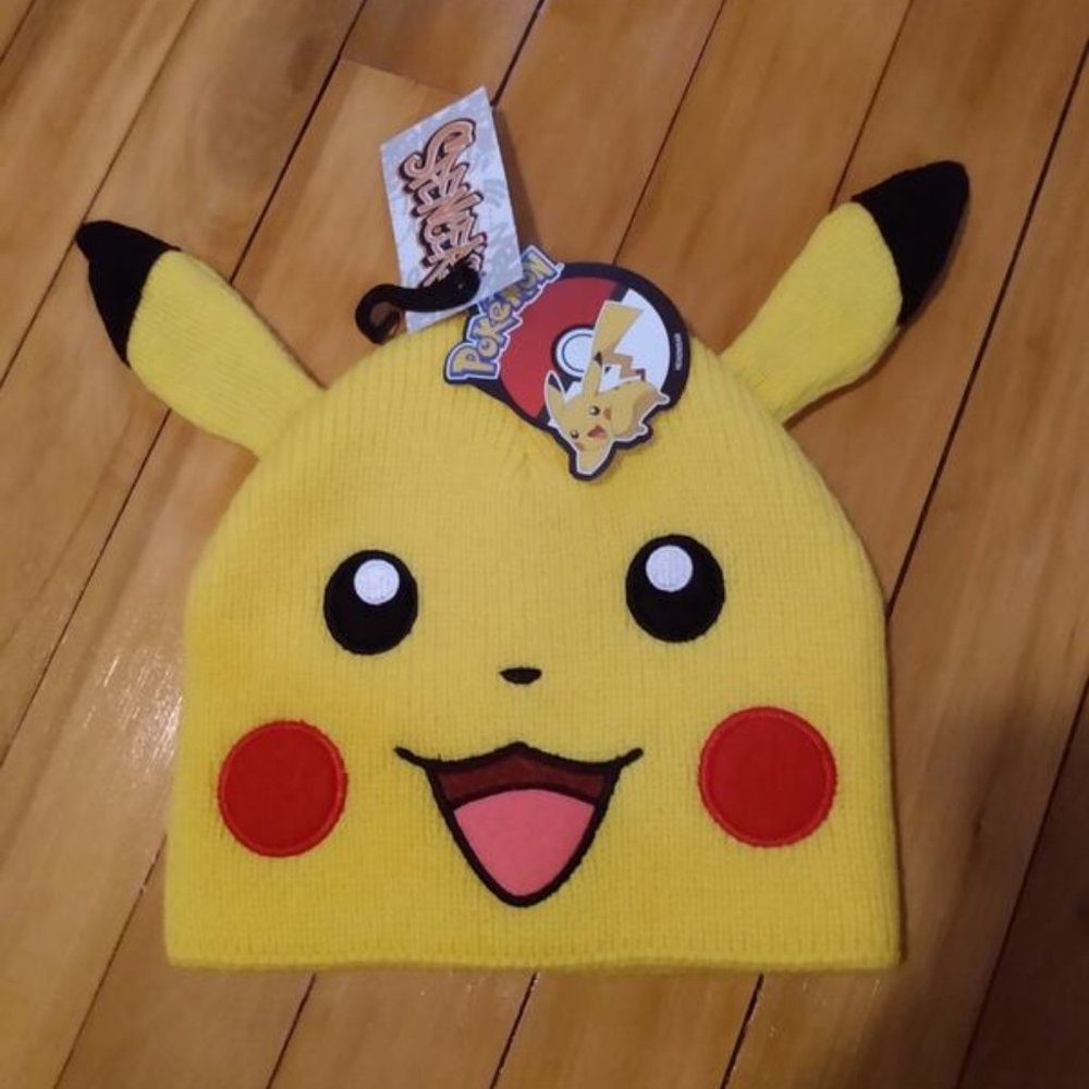 Pikachu Beanie Hat NWT